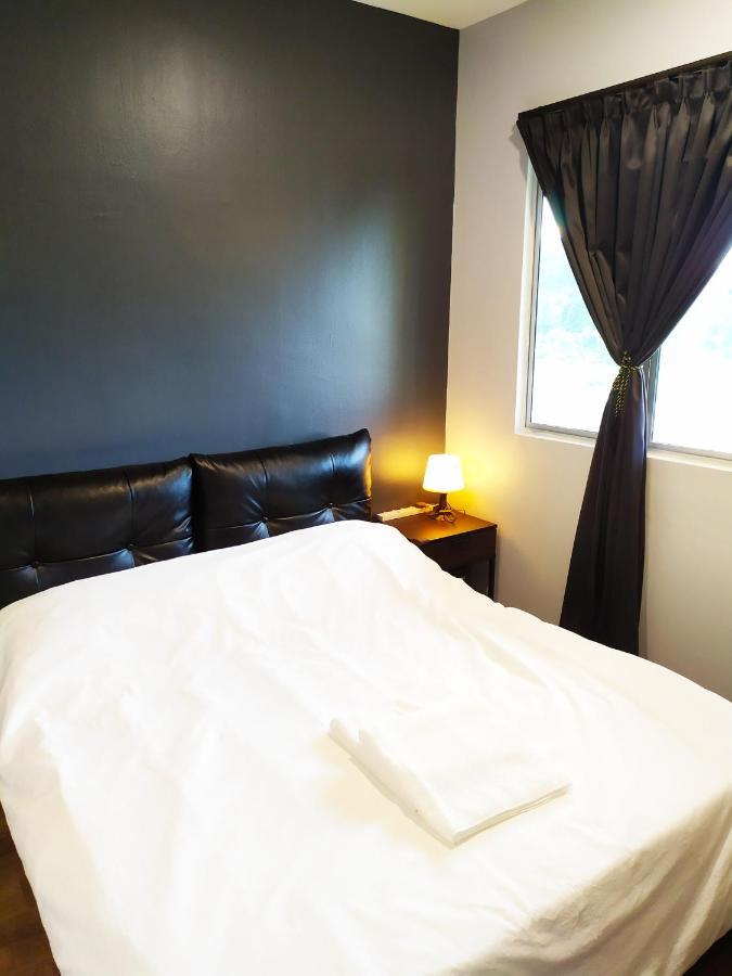 D'Ocean Homestay in Tiara Desaru Residence Bagian luar foto