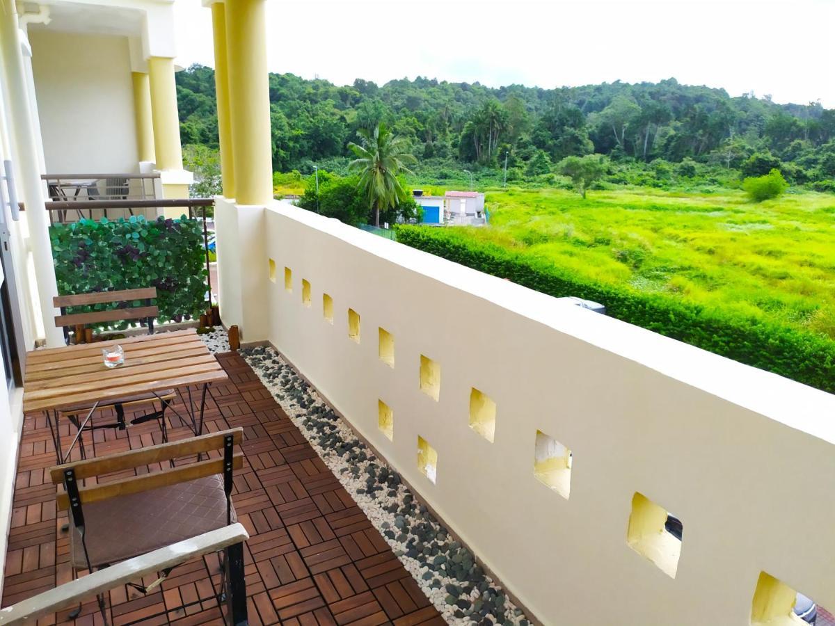 D'Ocean Homestay in Tiara Desaru Residence Bagian luar foto