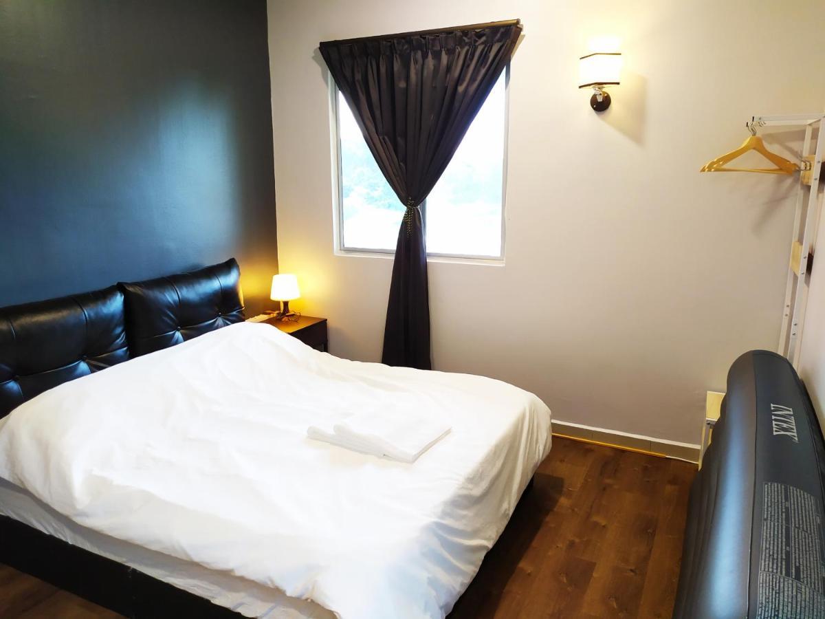 D'Ocean Homestay in Tiara Desaru Residence Bagian luar foto