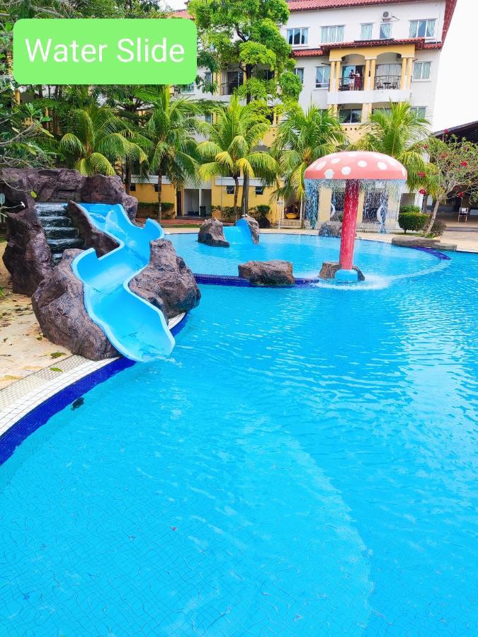 D'Ocean Homestay in Tiara Desaru Residence Bagian luar foto